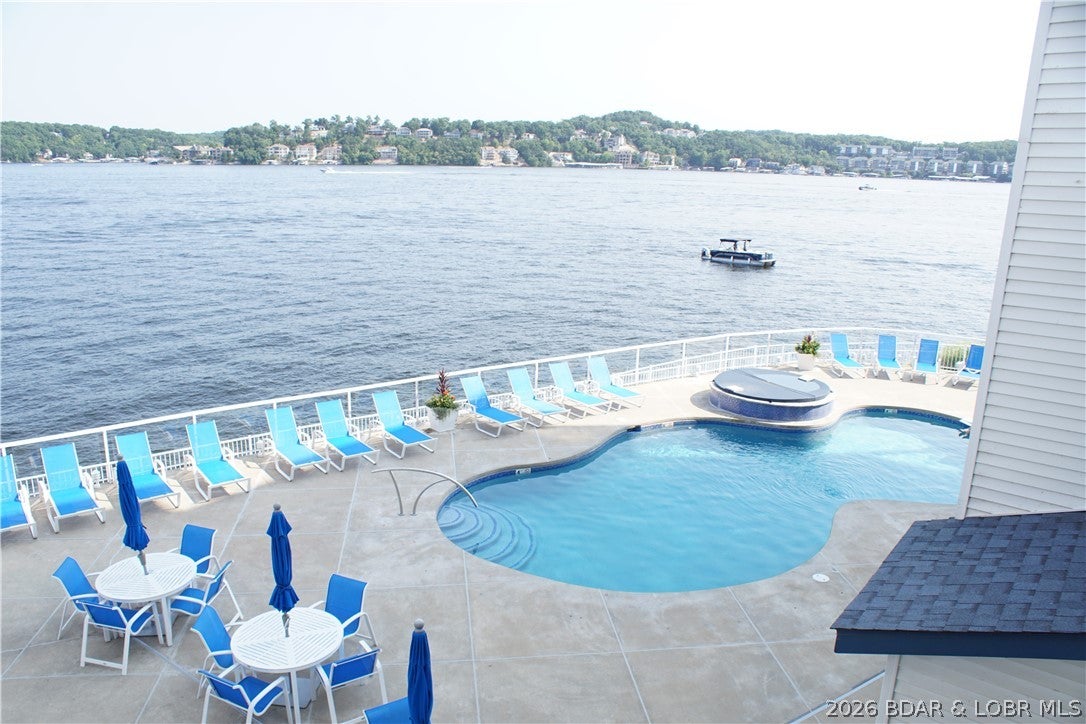 Monarch Cove Condominium - Residential