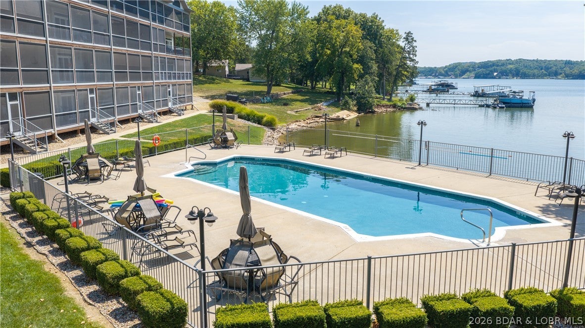 Cedar Green Luxury Condominium - Residential