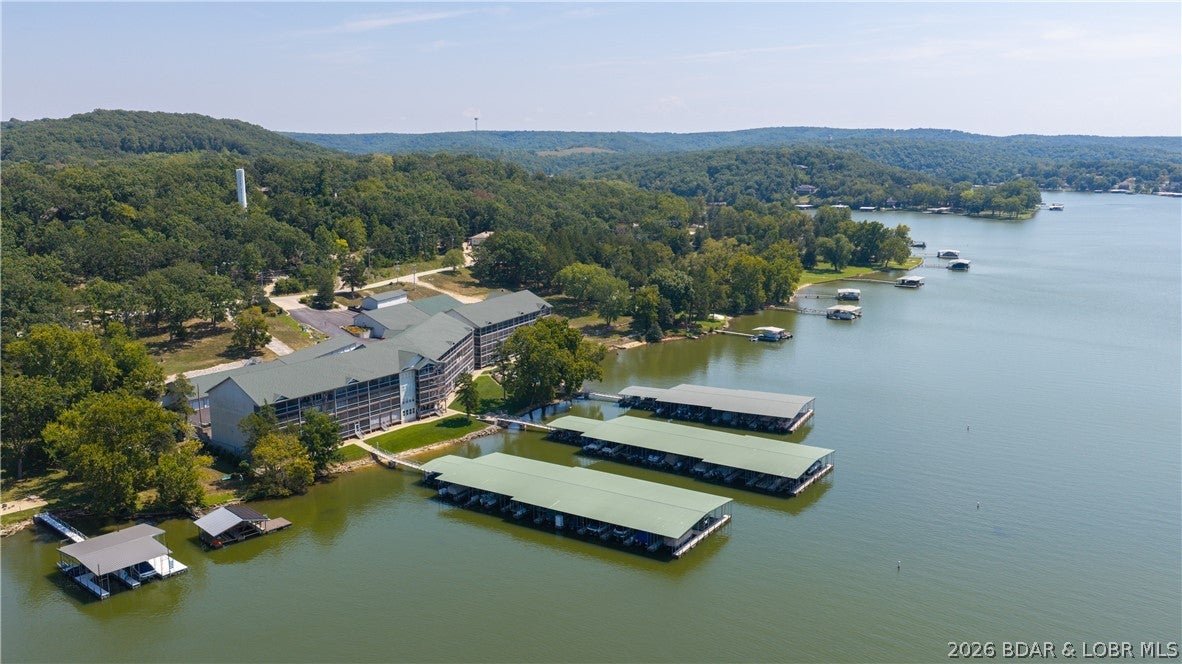 Cedar Green Luxury Condominium - Residential