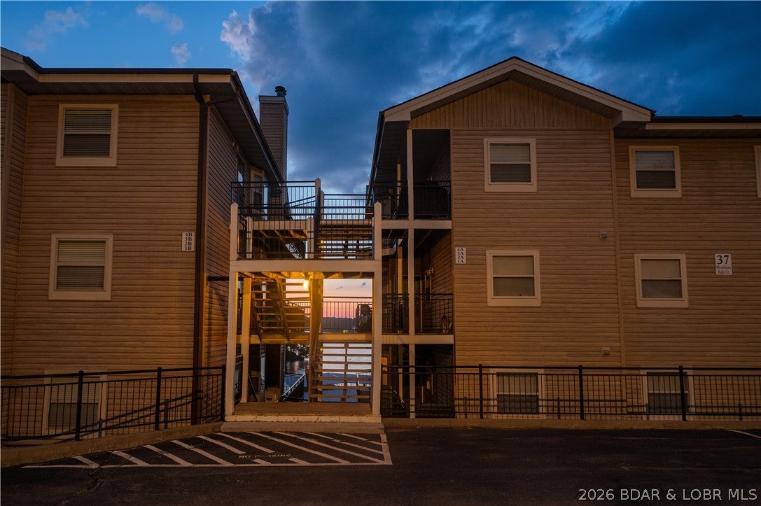 The Falls Condo - Westshore - Residential