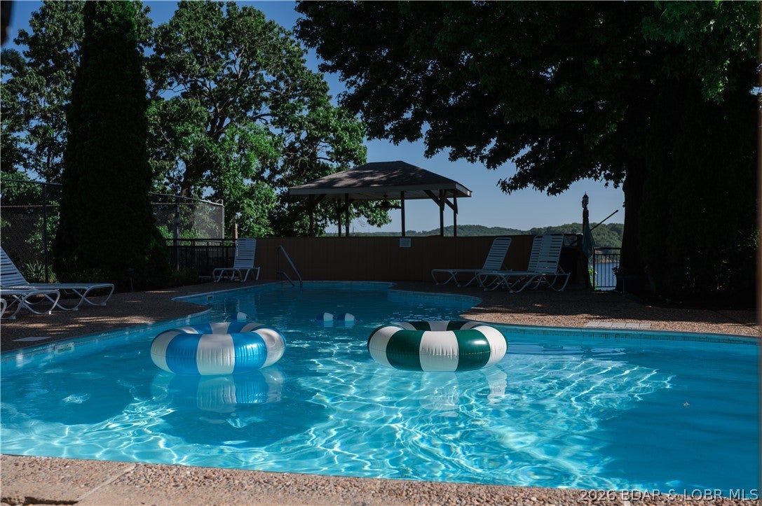 The Falls Condo - Westshore - Residential