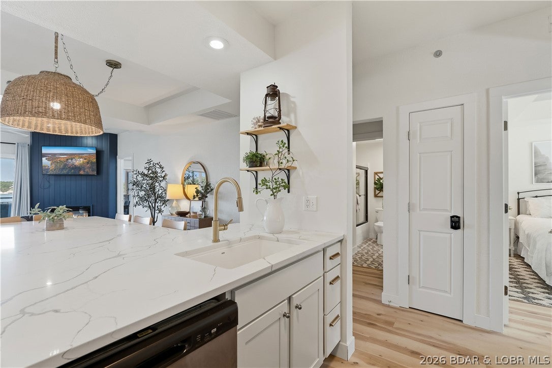 The Falls Condo - Westshore - Residential