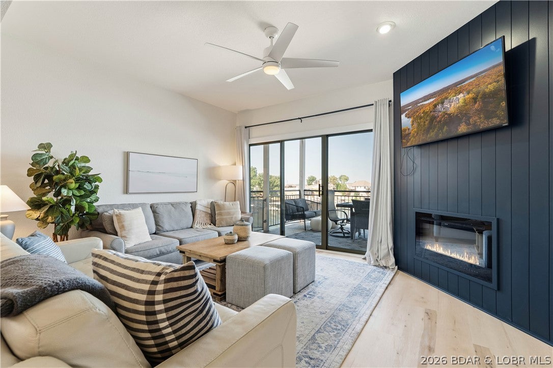 The Falls Condo - Westshore - Residential