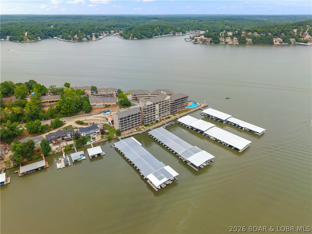 The Falls Condo - East Shore - Residential