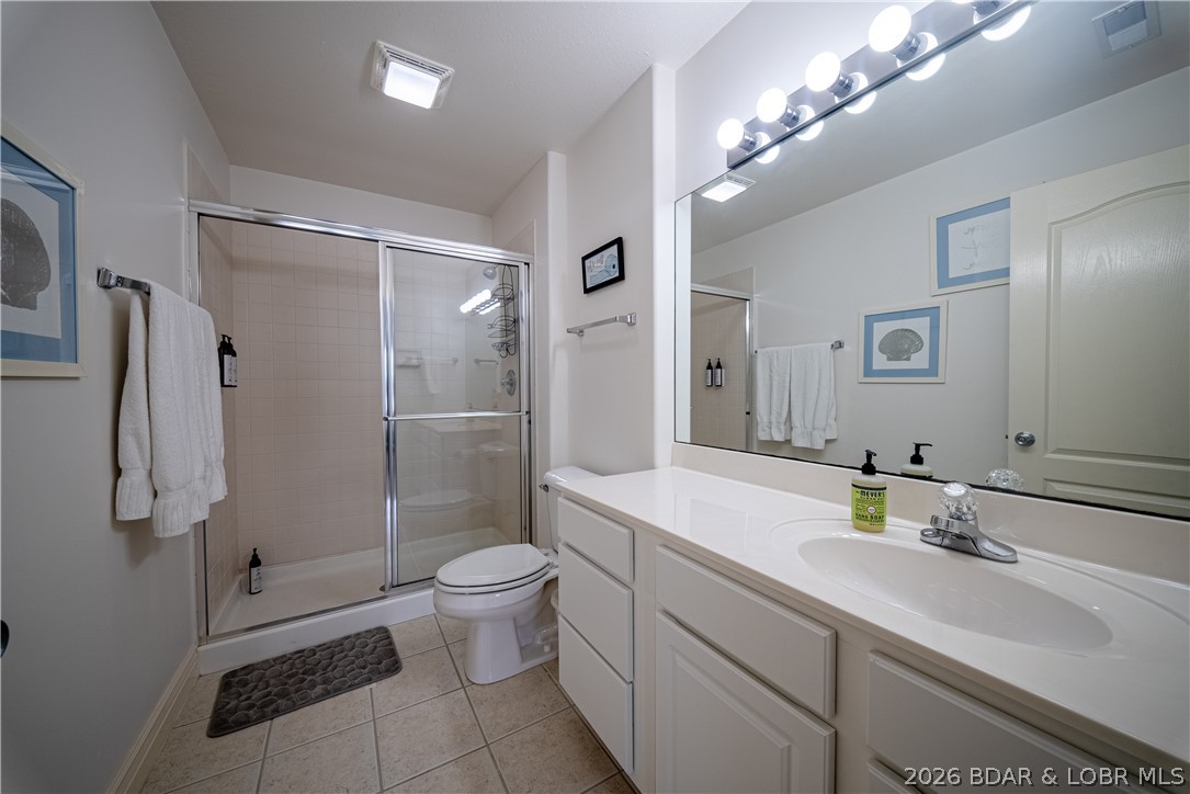 The Falls Condo - East Shore - Residential