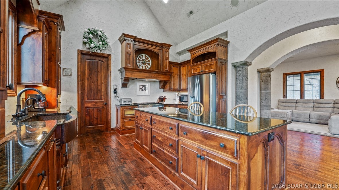Woodland Cove - Residential