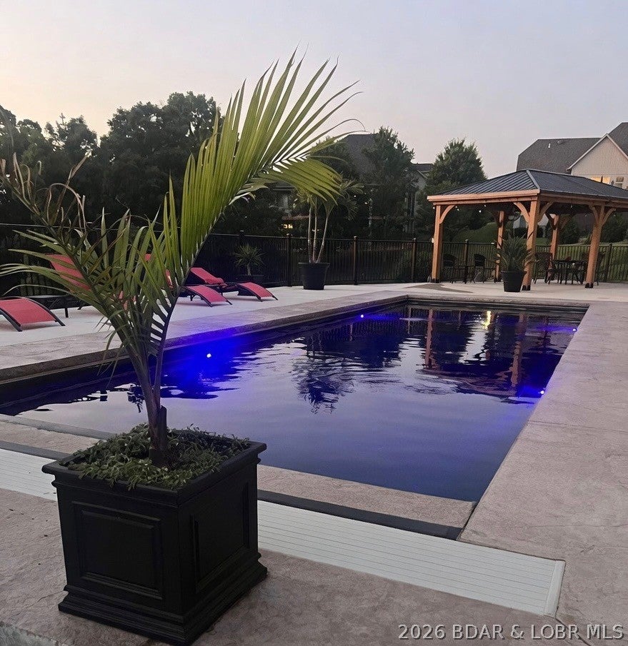 Woodland Cove - Residential