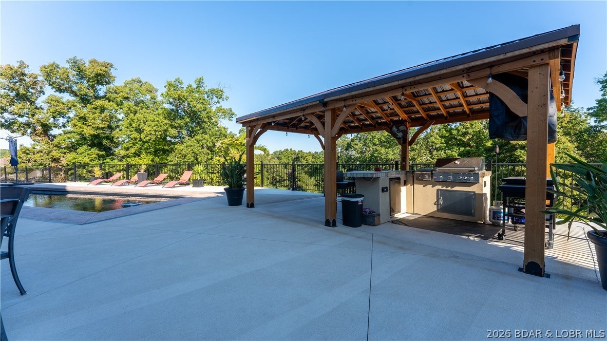 Woodland Cove - Residential