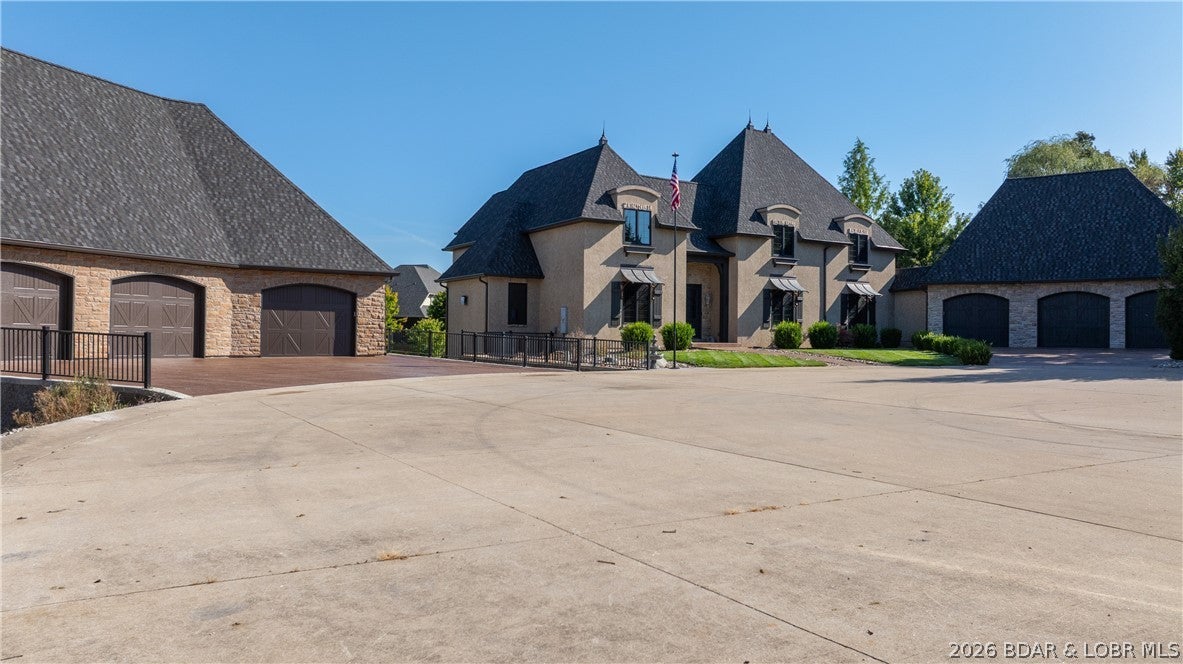 Woodland Cove - Residential