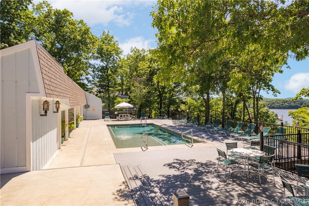 Tan-Tar-A Estates - Residential