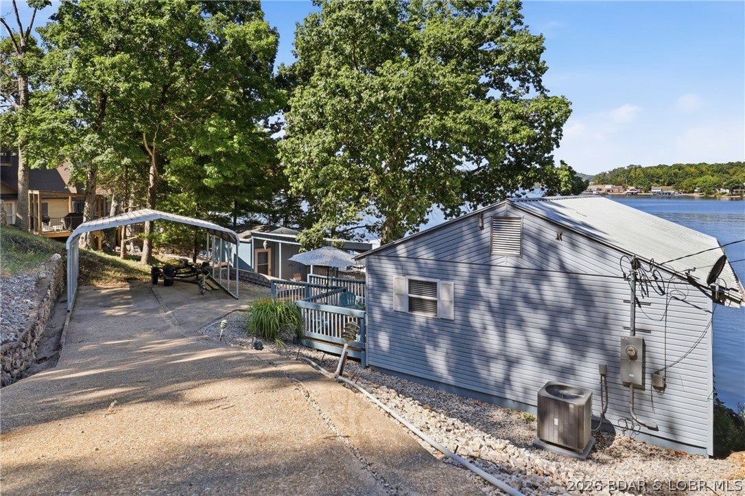 Line Side Shore - Residential