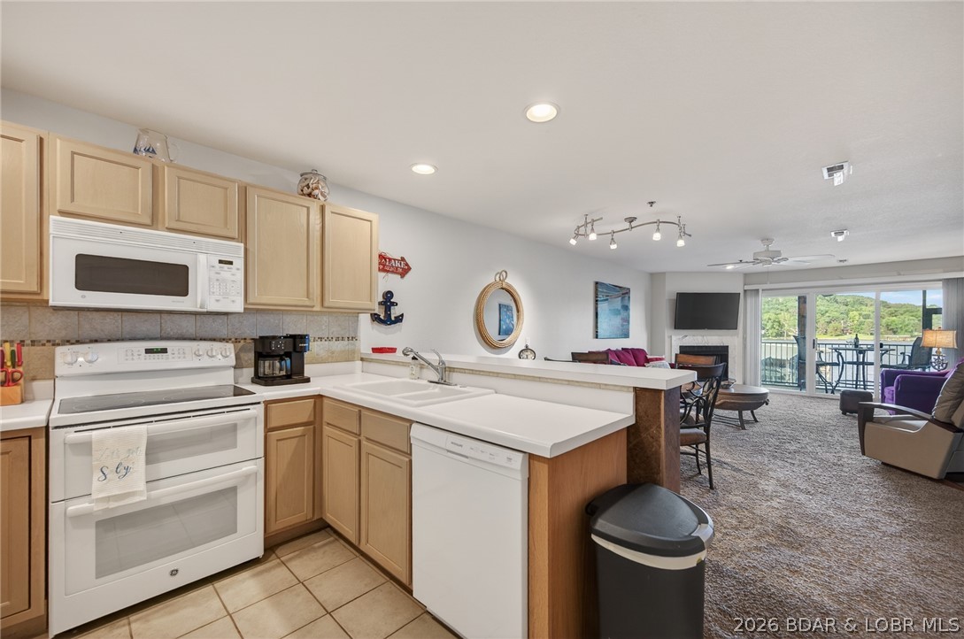 Cedar Glen Condominium - Residential
