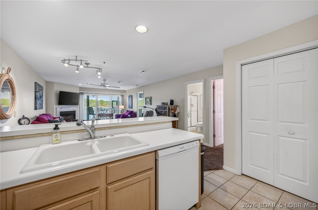 Cedar Glen Condominium - Residential