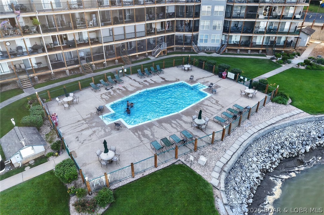 Cedar Glen Condominium - Residential