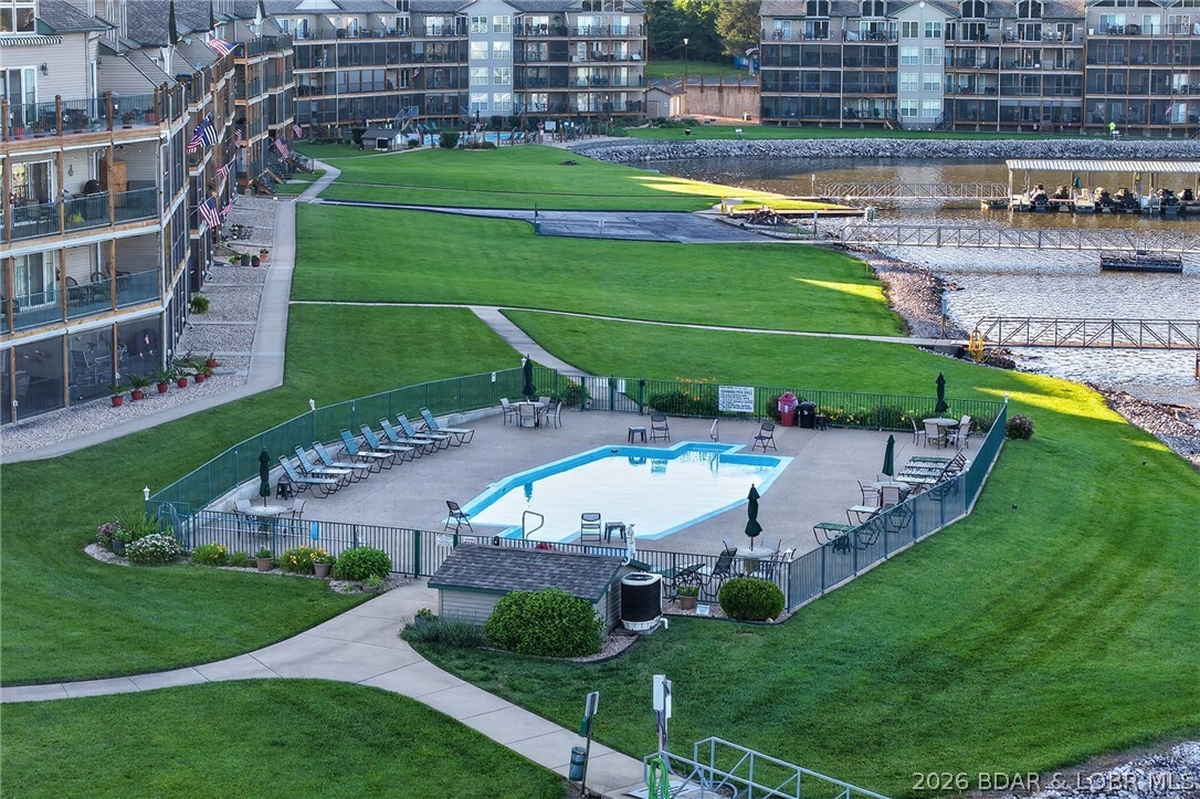 Cedar Glen Condominium - Residential