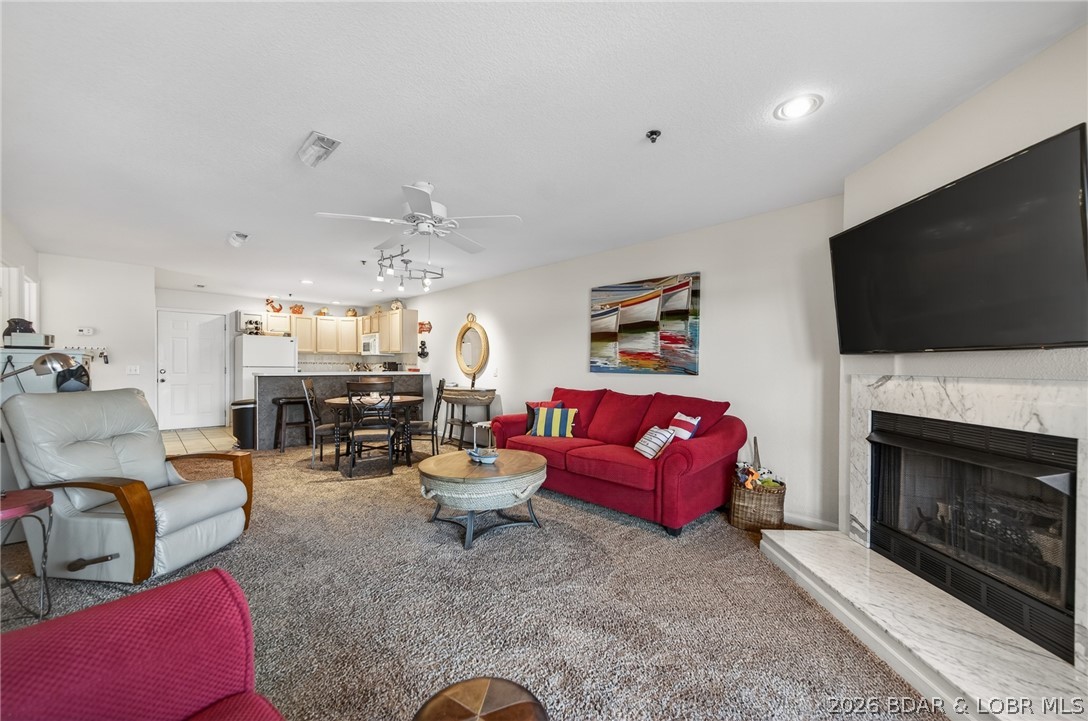 Cedar Glen Condominium - Residential