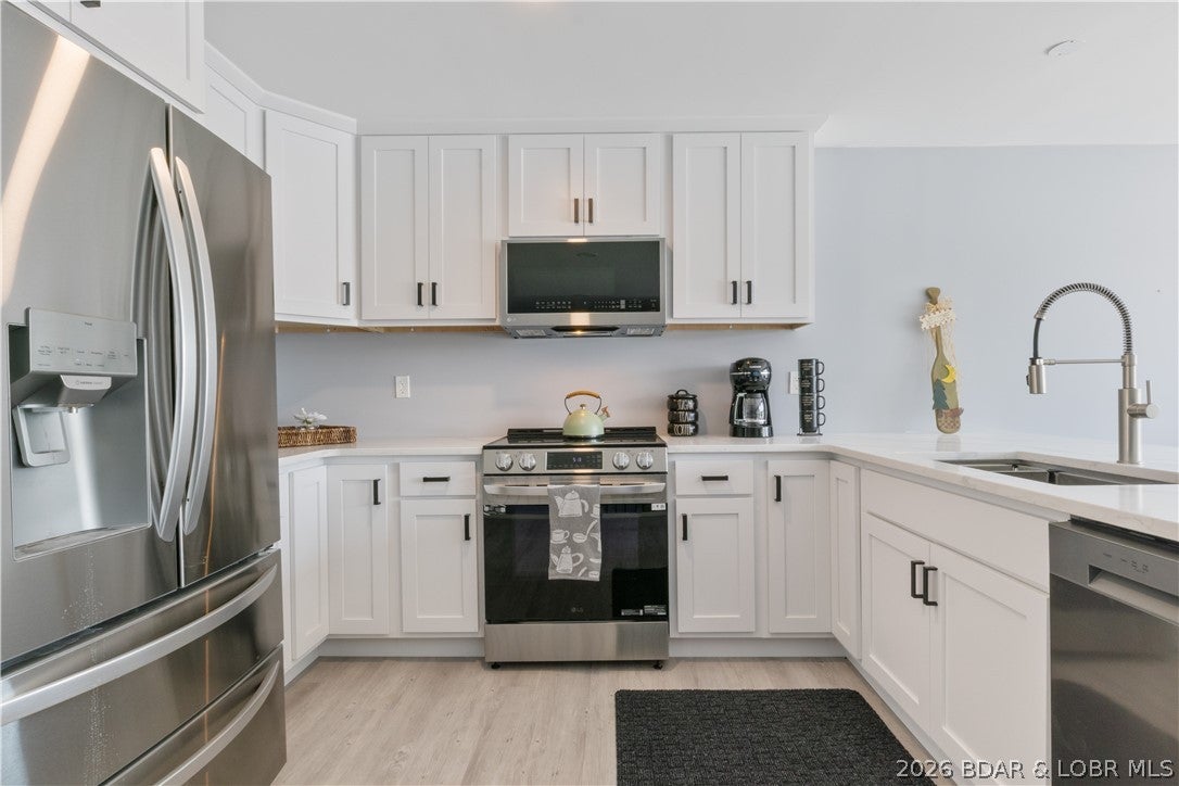 Lakeview Est - Residential