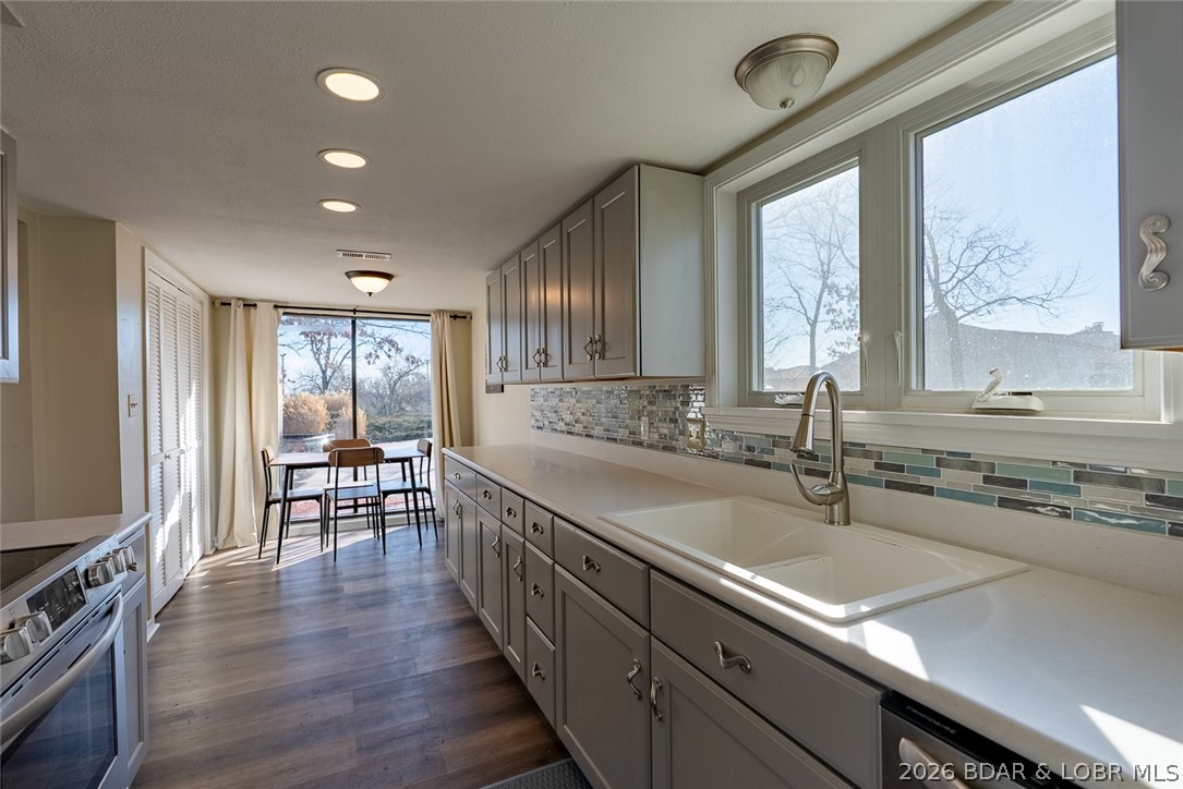 Four Seasons Racqt-Cntry Club - Residential
