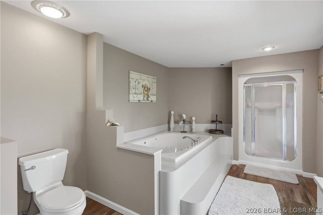 Four Seasons - Residential