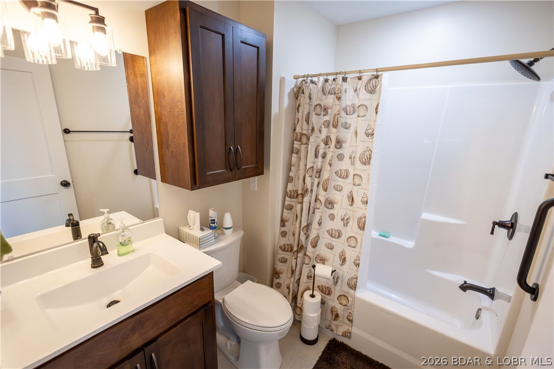 Sycamore Point Condominium - Residential