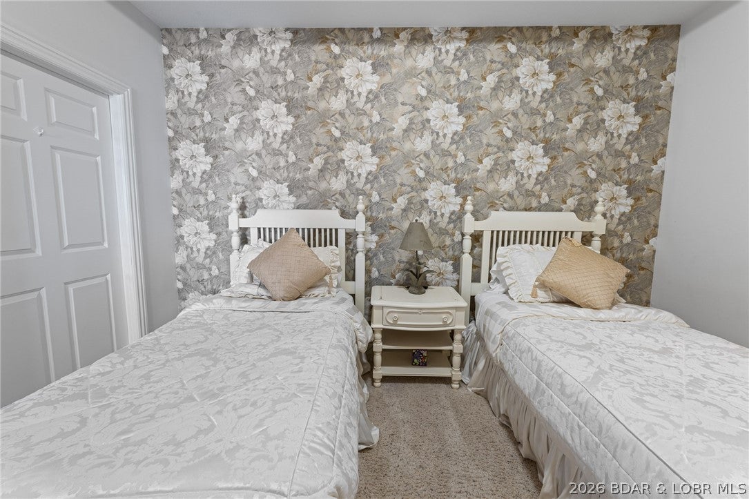Arrowhead Estates Pointe - Residential