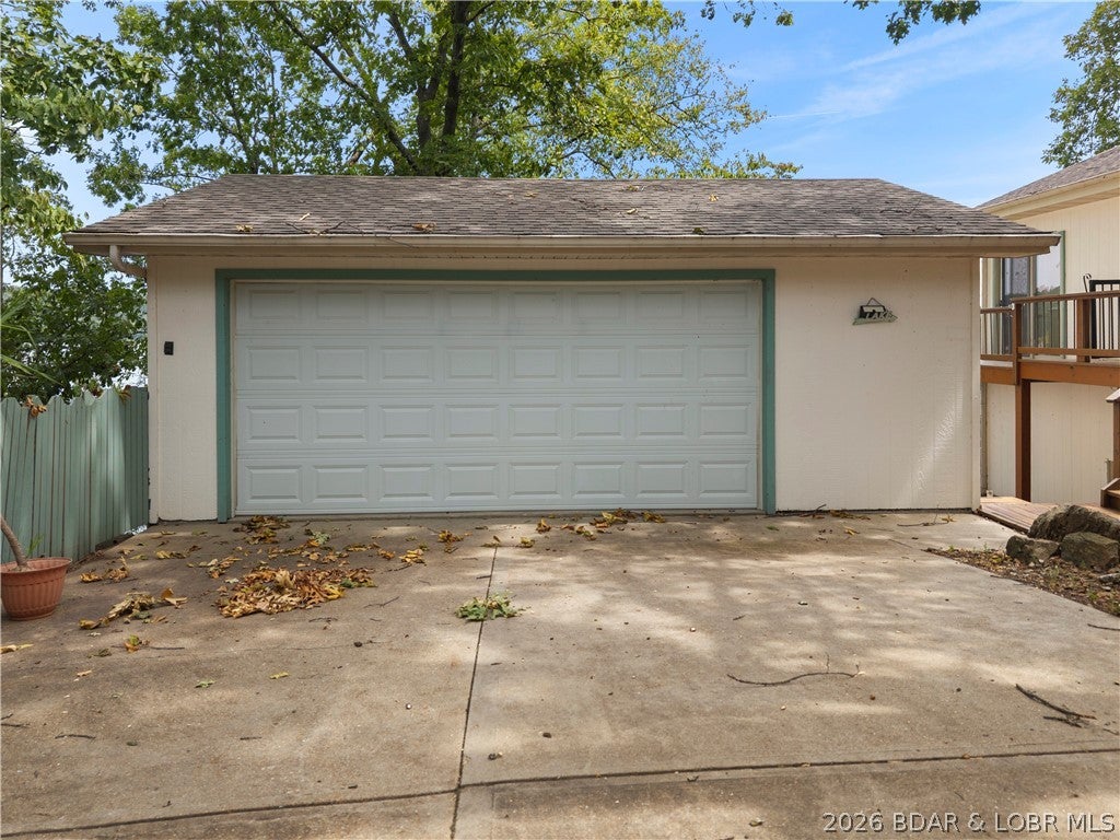 Leos - Residential