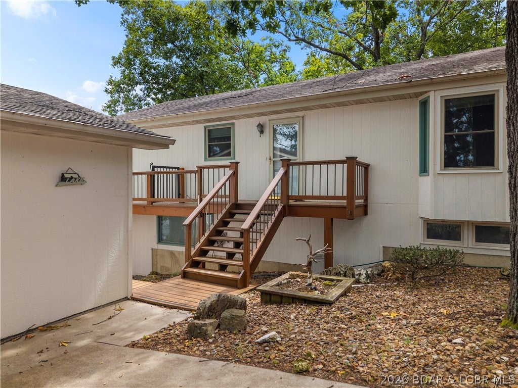Leos - Residential