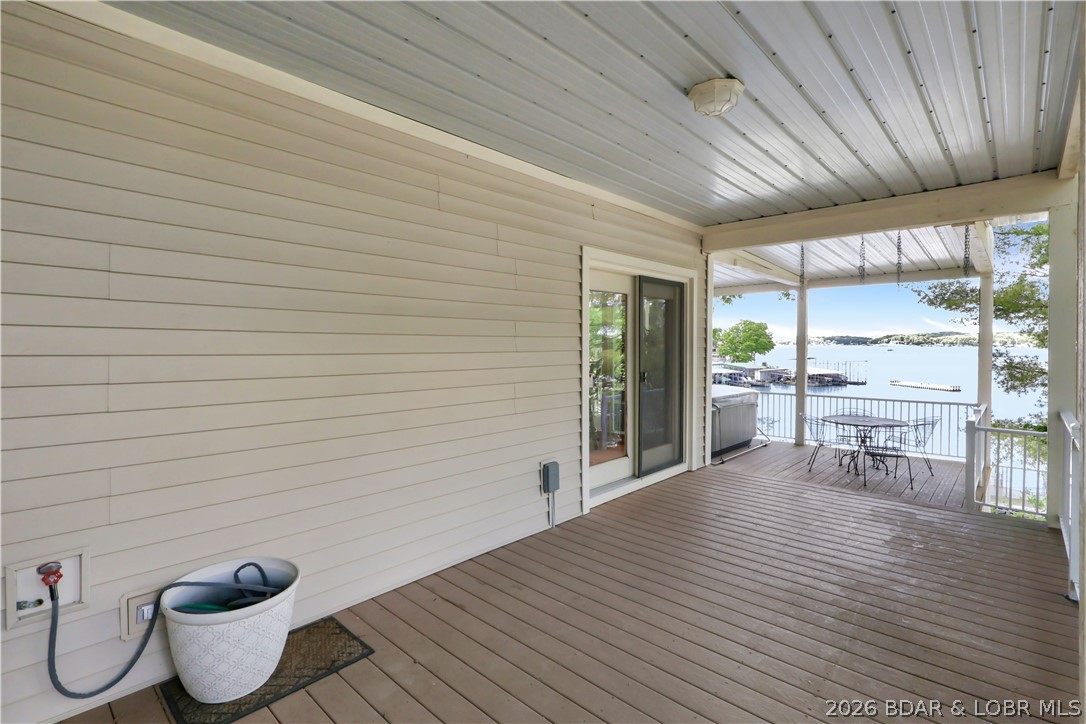 Imperial Point - Residential