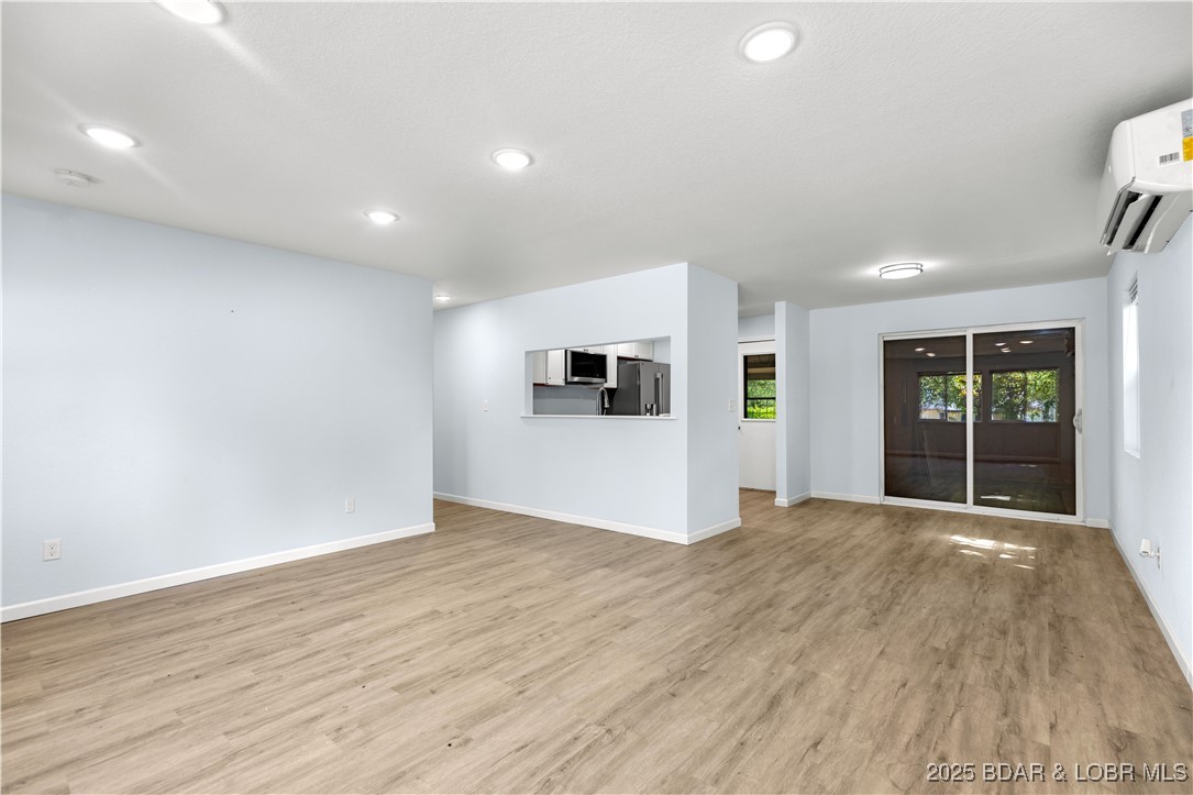 Lyons - Residential