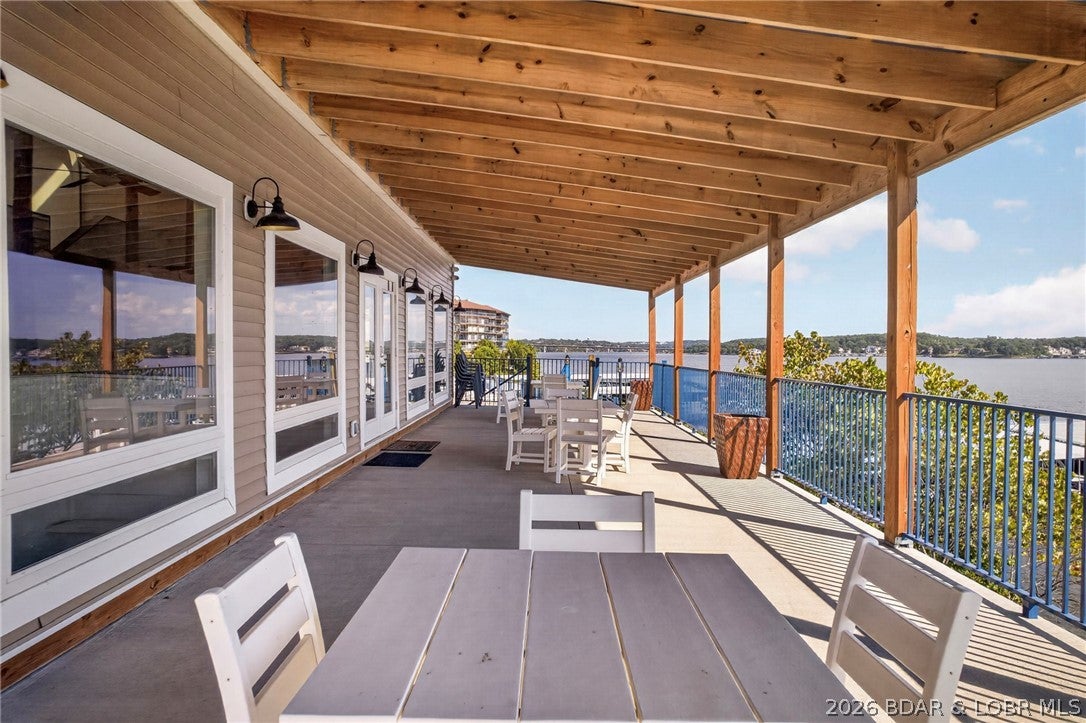 Palisades Condominium - Residential