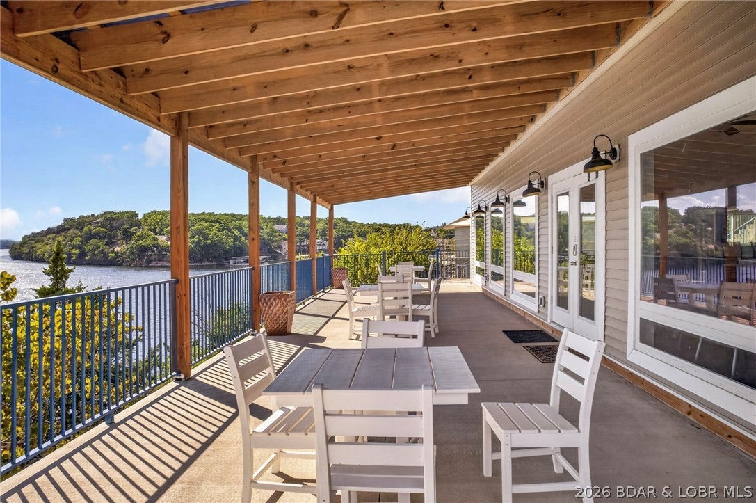 Palisades Condominium - Residential