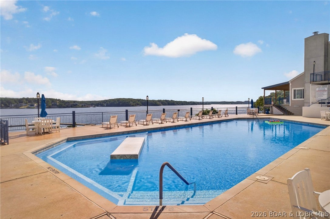 Palisades Condominium - Residential