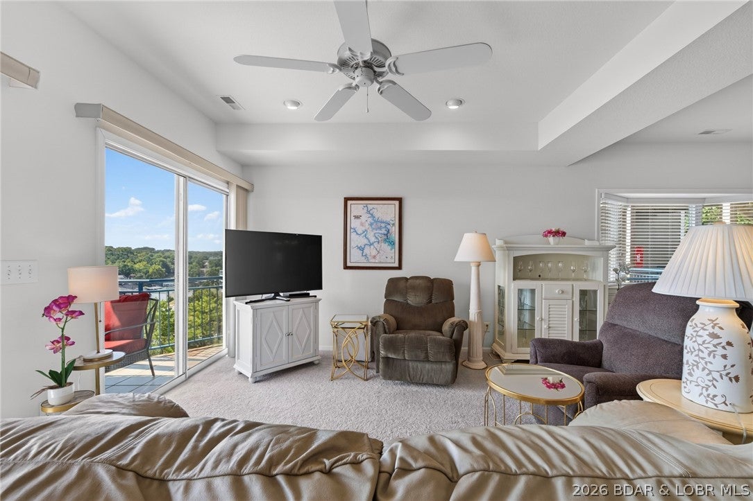 Palisades Condominium - Residential