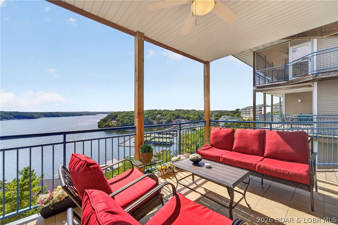 Palisades Condominium - Residential
