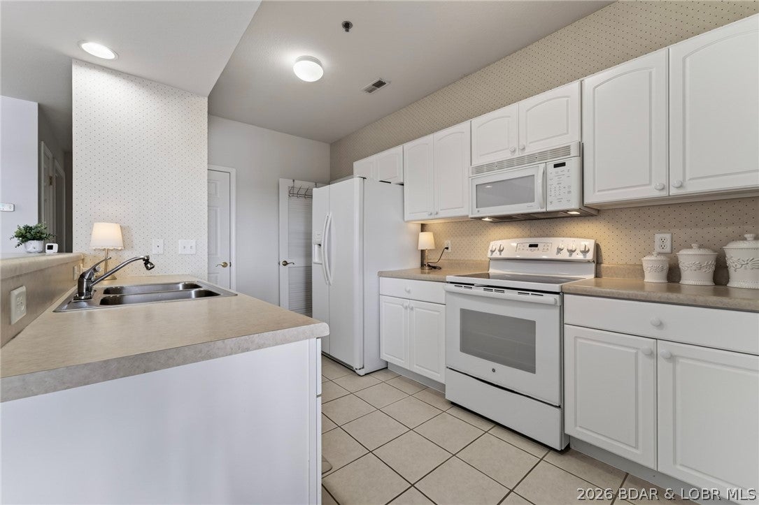 Palisades Condominium - Residential