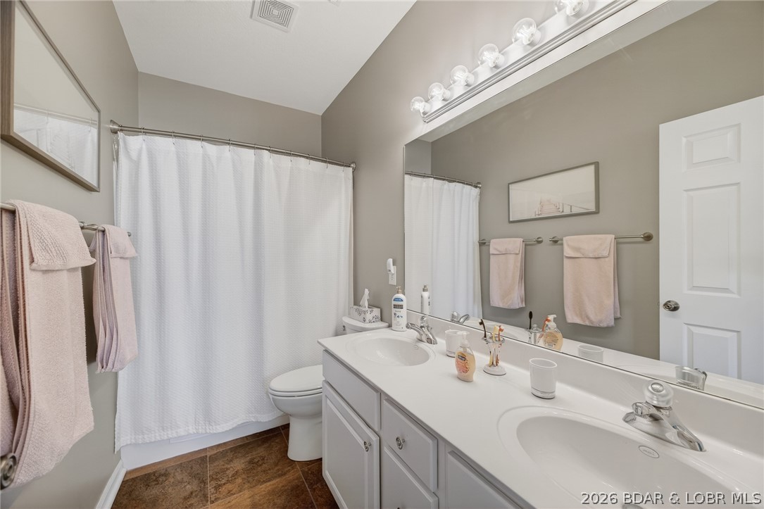 Cedar Heights Condominium - Residential