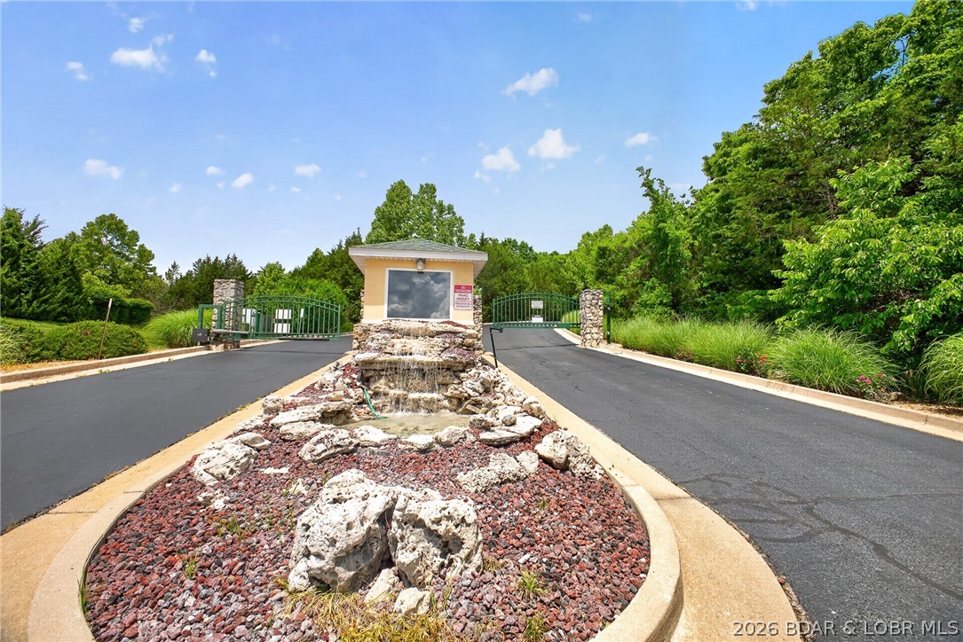 Cedar Heights Condominium - Residential