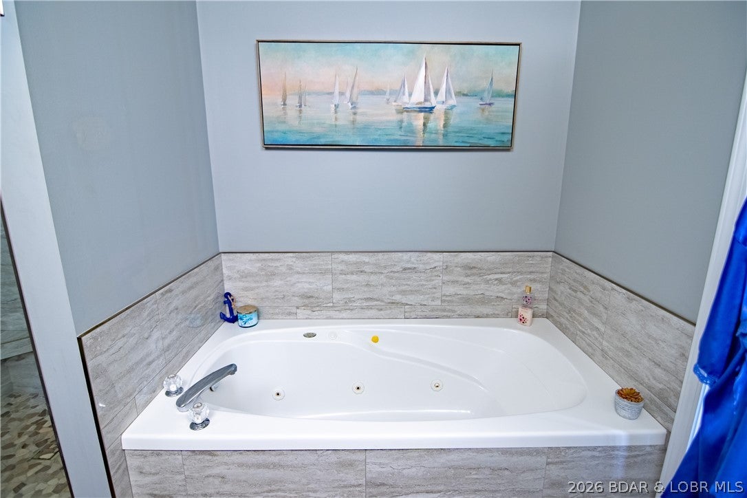 Grandview Point Condominium - Residential