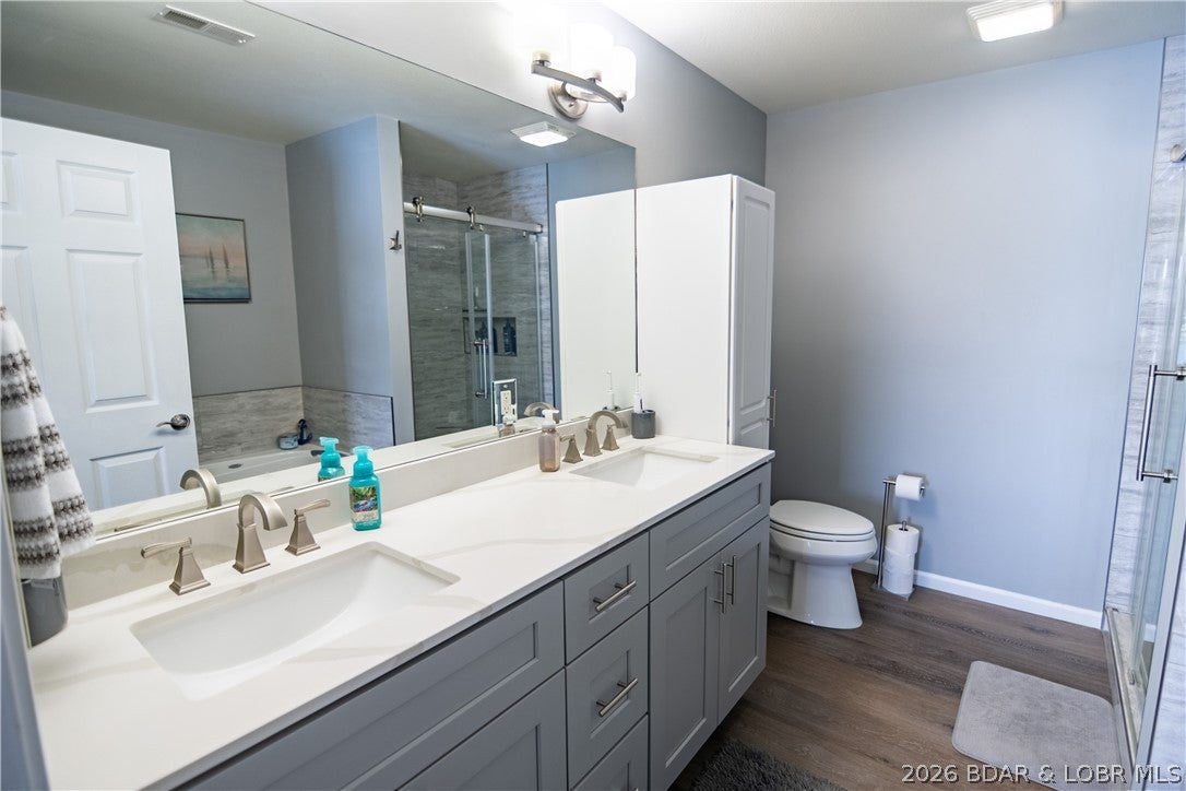 Grandview Point Condominium - Residential