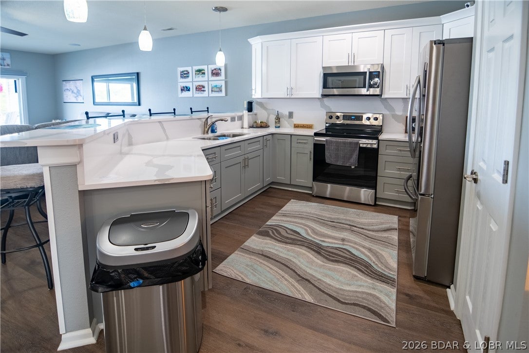 Grandview Point Condominium - Residential