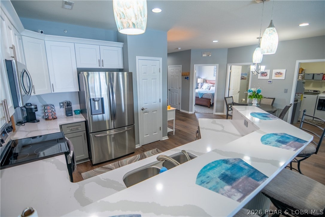 Grandview Point Condominium - Residential