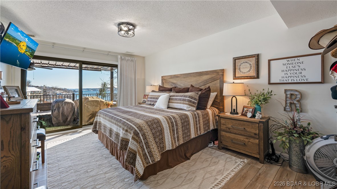 Waters Edge Condominium - Residential
