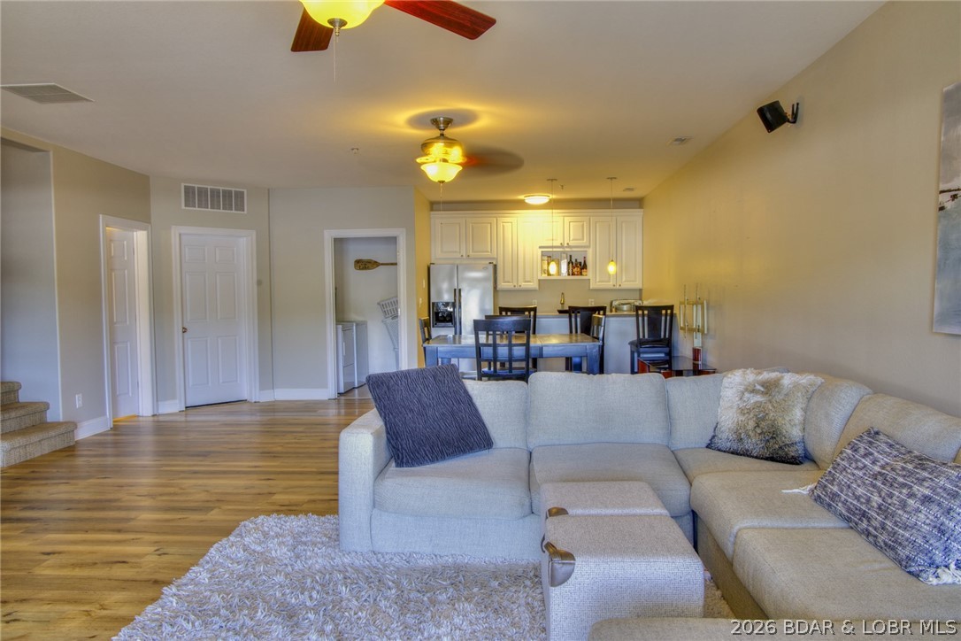 Newport Condominium - Residential