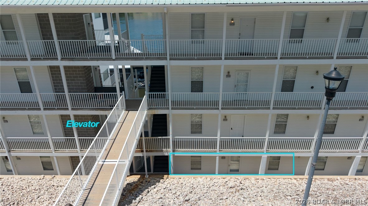 Newport Condominium - Residential