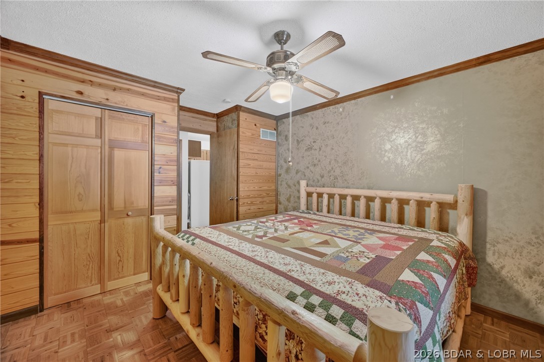 El Tampa Acres - Residential