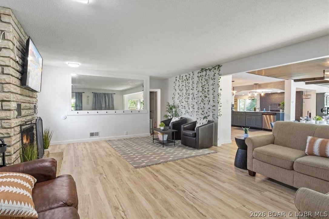 Arrowridge Shores - Residential