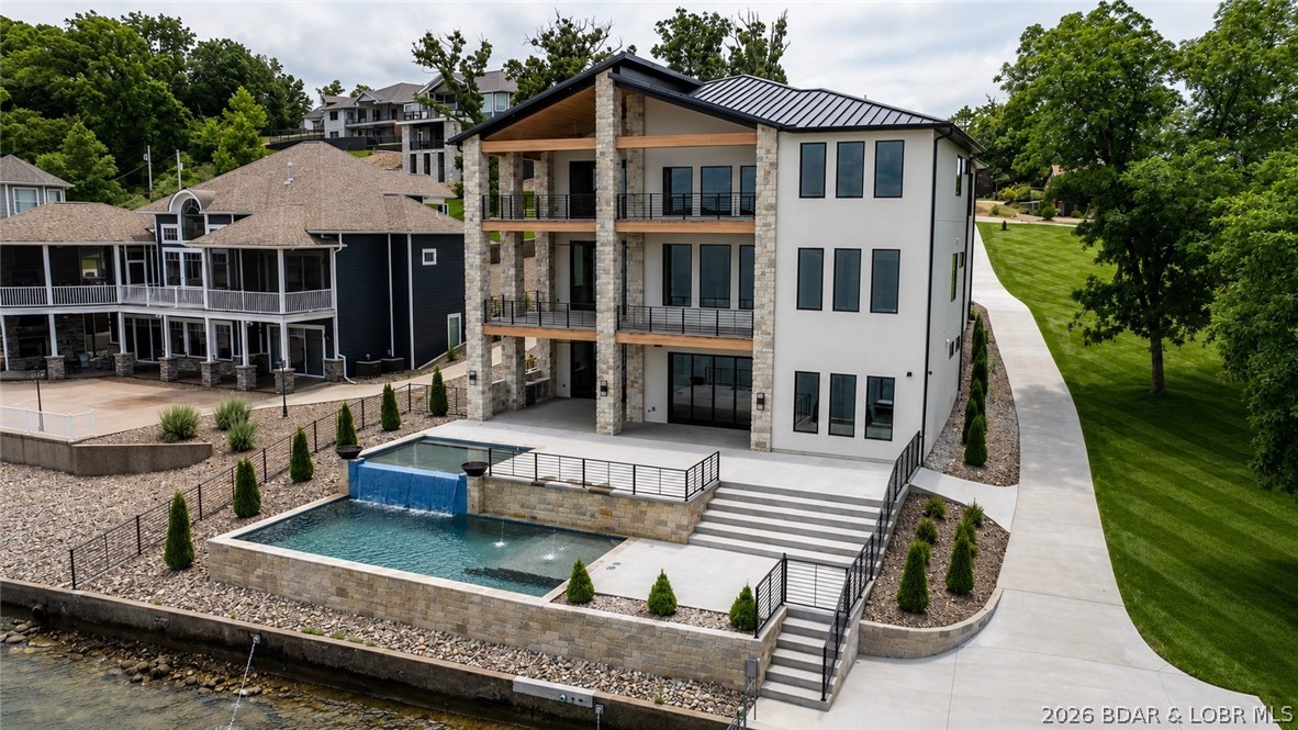 Casas Del Lago - Residential
