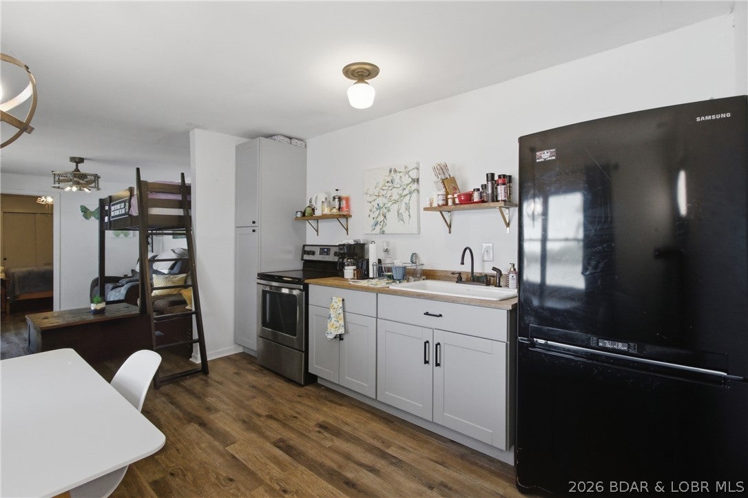 Prairie Hollow - Residential