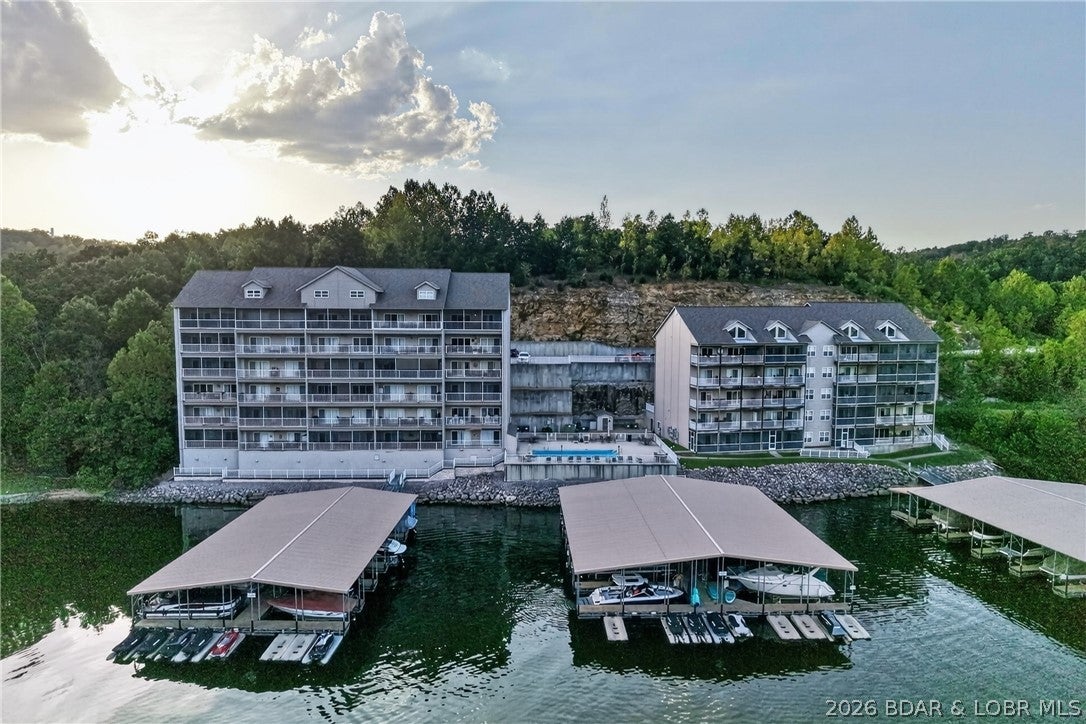 Lochhaven Condominium Subdiv - Residential
