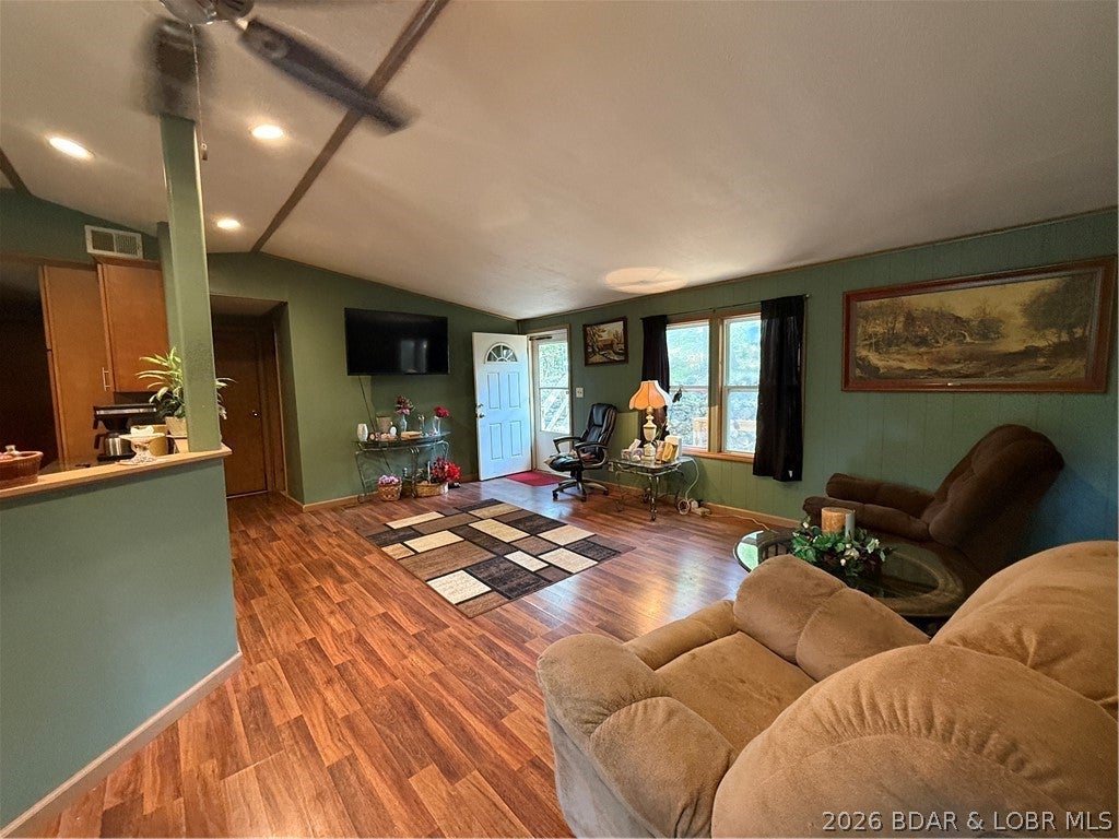 Race Track Bay - Residential